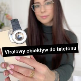 Już jest dostępny! Viralowy obiektyw do zdjęć makro Beauty Smart Lens wrócił do sprzedaży ❤️

Co to jest obiektyw makro? 

Soczewka stworzona z myślą o branży Beauty, którą nakładasz na aparat w swoim telefonie, aby robić idealnie ostre zdjęcia z odległości 3-6cm na aż 15x zoomie. 

Co wyróżnia Beauty Smart Lens? ✨

✅ekspresowo łapie ostrość
✅obejmuje większy obszar niż większość soczewek dostępnych na rynku 
✅pozwala zrobić zdjęcie z odległości aż do 6cm 
✅naturalnie odzwierciedla kolory
✅jest solidny, estetyczny i zawiera etui ochronne 

Co więcej, Beauty Smart Lens został stworzony we współpracy z @martinesnails - znaną stylistką i instruktorką, której doświadczenie i wiedza pozwoliły nam stworzyć produkt odpowiadający na potrzeby branży Beauty. 

Z obiektywem makro stworzysz estetyczne zdjęcia stylizacji, które odzwierciedlą detale i pozwolą Ci na zdobycie nowych klientek ✨

Wznieść swoje portfolio na poziom PRO! 

Wpisz w komentarzu słowo OBIEKTYW, a wyślę Ci link do produktu. 

.

#markawlasna